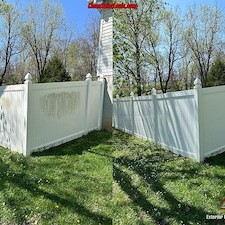 Professional Vinyl Fence Cleaning Company Serving St. Louis, MO